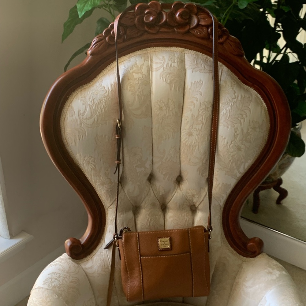 Dooney and Bourke Pebble Grain Lexington Crossbody in Caramel Brown